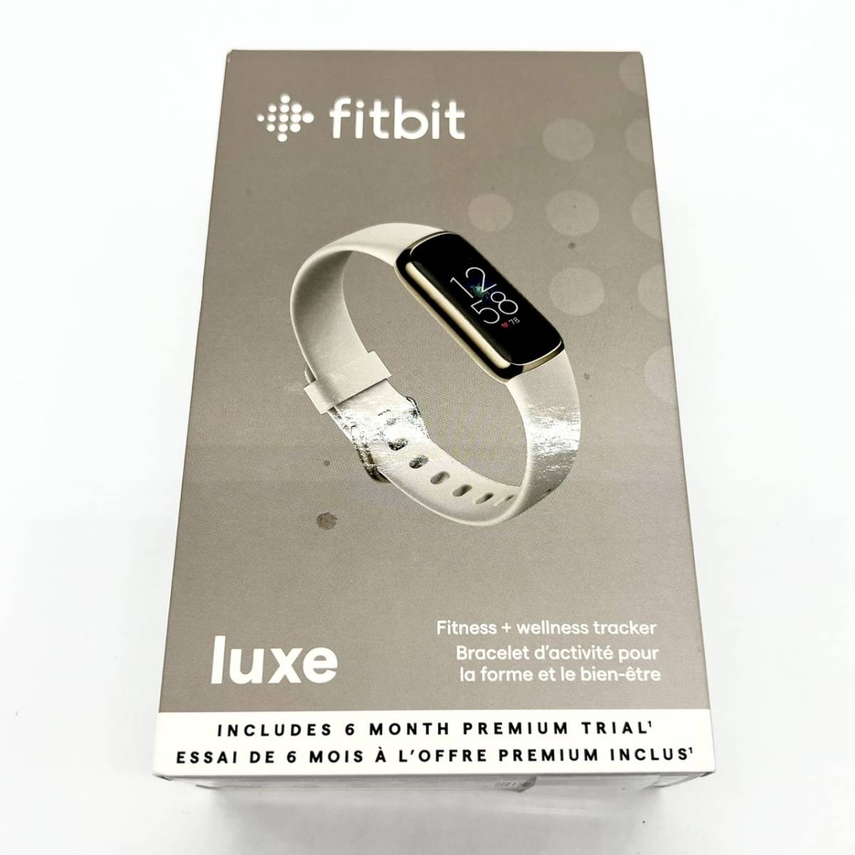 驚きの破格値，送料無料 10327/ Fitbit Luxe スマートウォッチ ソフトゴールド ルナホワイト 腕時計 箱付き(スマートウォッチ本体)｜売買されたオークション情報、yahooの商品情報をアーカイブ公開 - オークファン スマートウォッチ本体