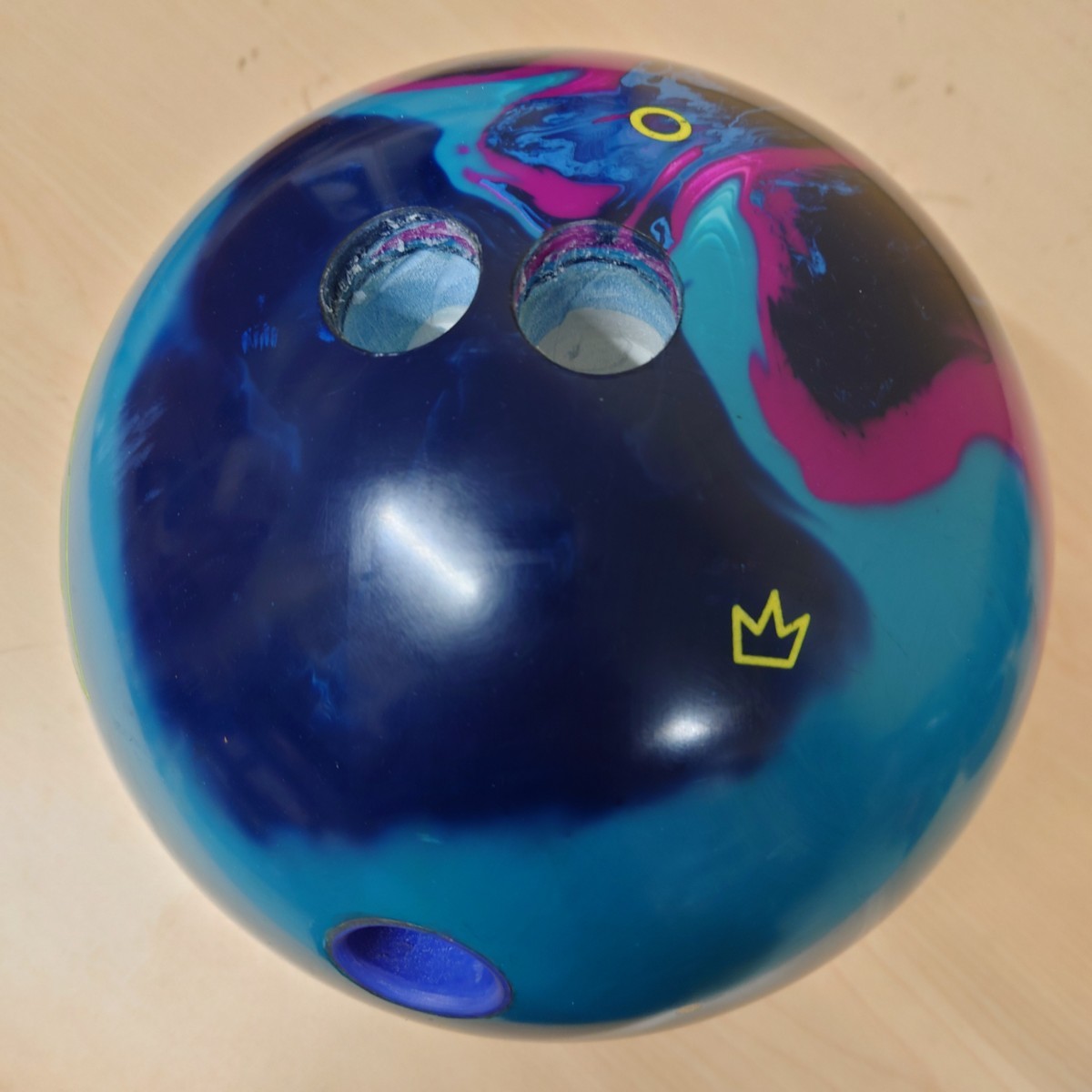 Brunswick Defender Aegis ボウリングボール 15 lb