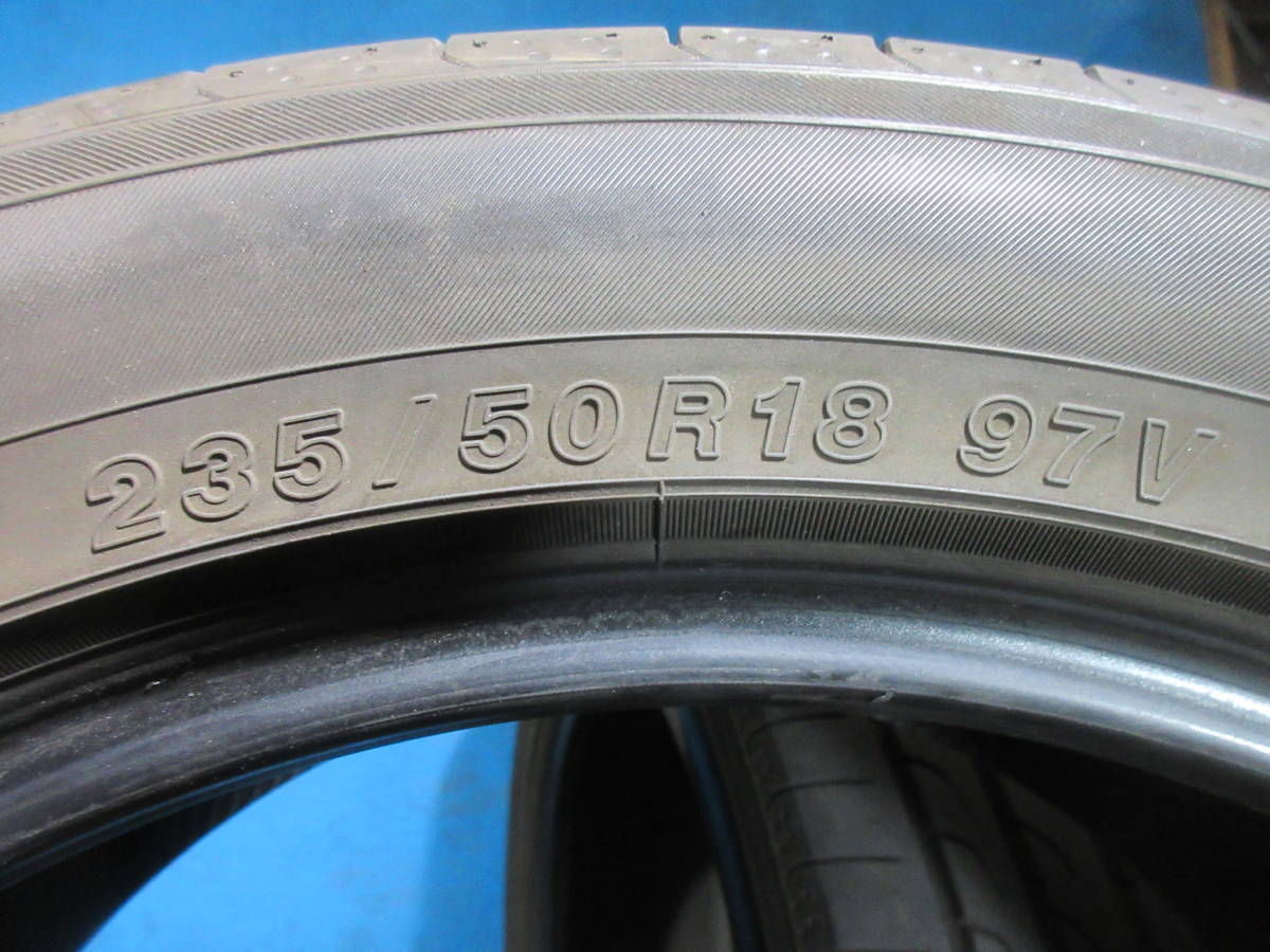 18インチ YOKOHAMA BluEarth RV-02 235/50R18 97V 2本Set №04167E 室内