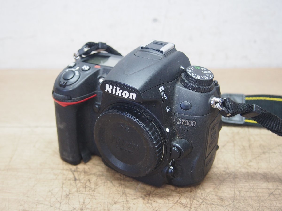 デジタル一眼レフカメラ Nikon ニコン ブラック D610 (旧製品) 一眼