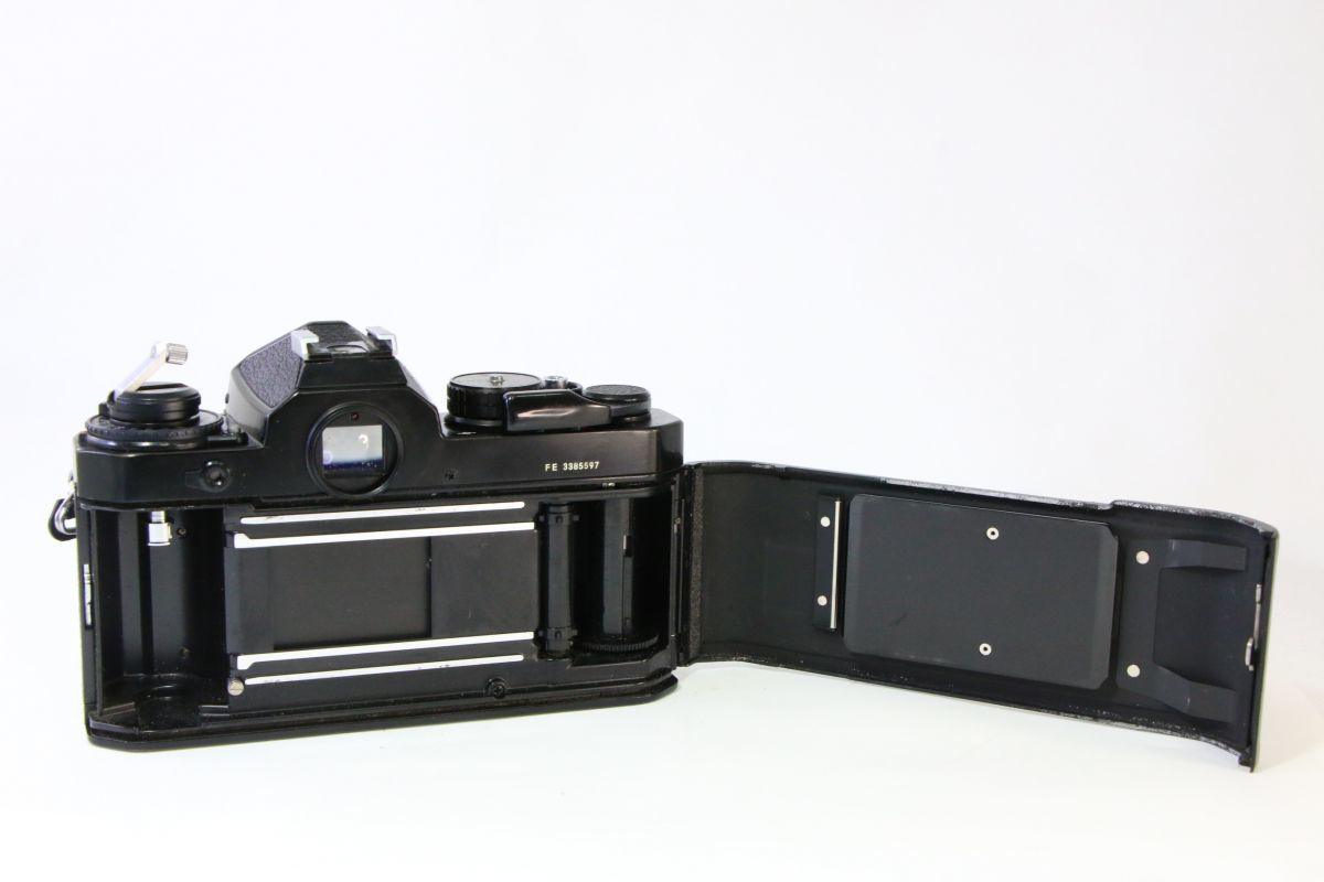 Nikon FE カメラ、光学機器 ボディ - 同梱歓迎実用□ニコン : ニコンFE