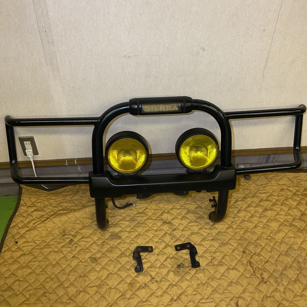 希少！ 取り付け金具付き ジムニー 純正 グリルガード カンガルーバー 
