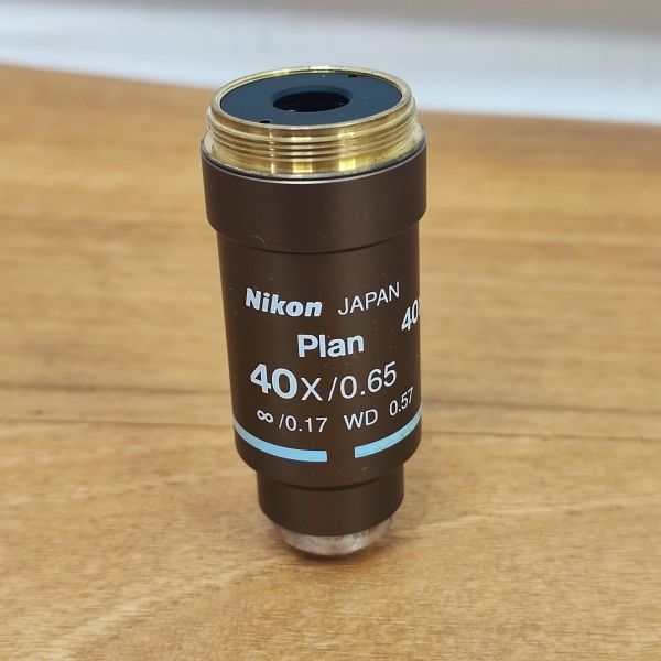 顕微鏡レンズ　Nikon ニコン PLAN 40x 40x/0.65 ∞/0.17 WD 0.57 ジャンク品