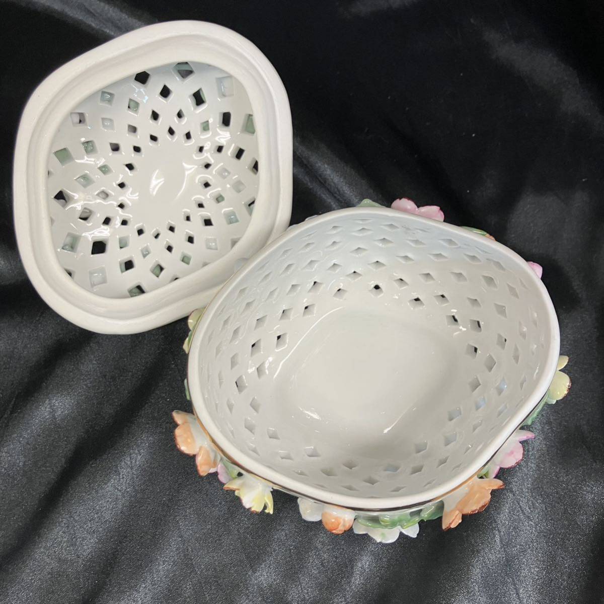 ロイヤルアーデン ROYAL ARDEN 小物入れ ボンボニエール 透かし 陶器 