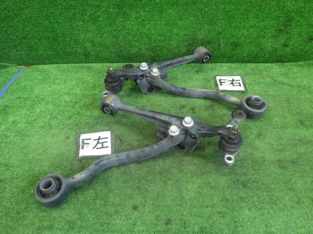 # 即決あり H12年 クラウン JZS171 純正 フロント ロアアーム 左右 セット 1JZ-GE 48068-22130/48069-22130 [ZNo:05012723] JZS171 クラウン クラウン（トヨタ）の価格・スペック情報 Ｈ12 クラウン（トヨタ）の価格・スペック情報{平成12年8 クラウン（トヨタ）の価格・スペック情報{平成