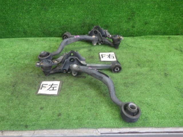 # 即決あり H12年 クラウン JZS171 純正 フロント ロアアーム 左右 セット 1JZ-GE 48068-22130/48069-22130 [ZNo:05012723] JZS171 クラウン クラウン（トヨタ）の価格・スペック情報 Ｈ12 クラウン（トヨタ）の価格・スペック情報{平成12年8 クラウン（トヨタ）の価格・スペック情報{平成