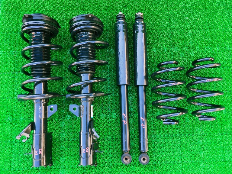 c25セレナnismo サスペンションキット ショックアブソーバー スプリング CNC25 C25 セレナ ハイウェイスター サスペンション 左右 ストラット