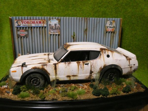 1/24 NISSAN スカイライン 2000GT-R ケンメリ 草ヒロ ジオラマ完成品 