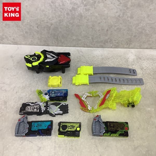 1円〜 仮面ライダーゼロワン 飛電ゼロワンドライバー ゼロツープログライズキー 他