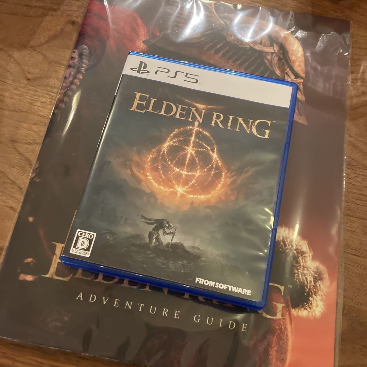 【Used ELDEN RING エルデンリング PS5 【予約特典】アドベンチャーガイド&マップポスター②