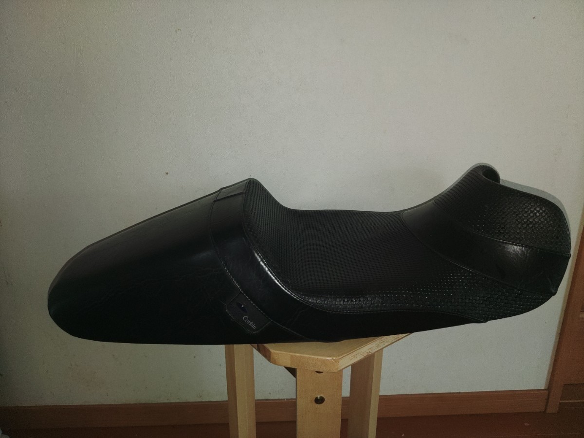 バイク ZZR1100 D用 PLOT Corbinシート