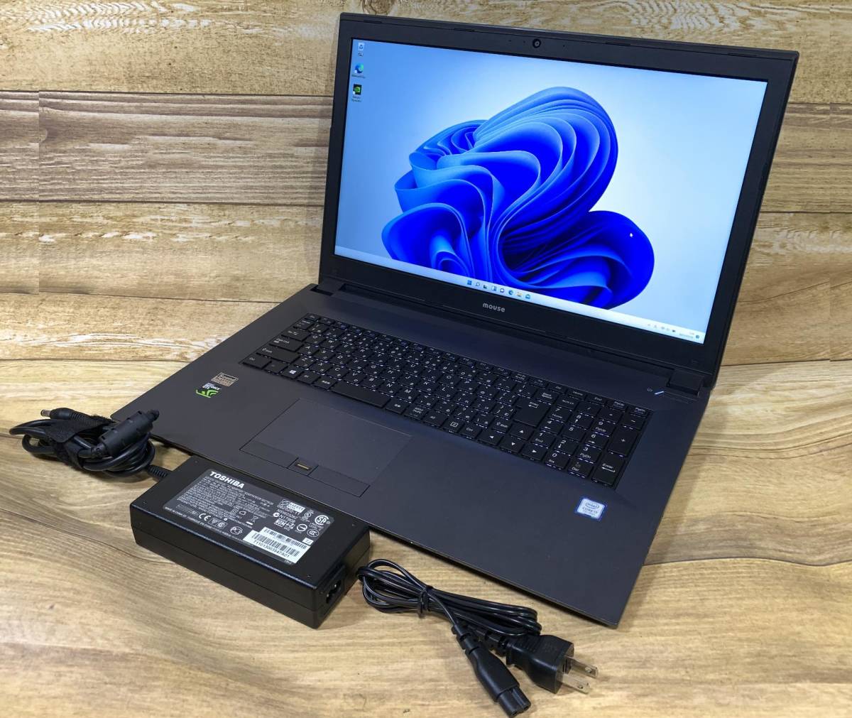 ●MOUSE 快速新品SSD/i7-7700HQ/大型17.3型/Windows11/16GBメモリ/GTX1050/USB3.0/無線LAN/HDMI/Webカメラ/ m-Book MB-W875 良品●