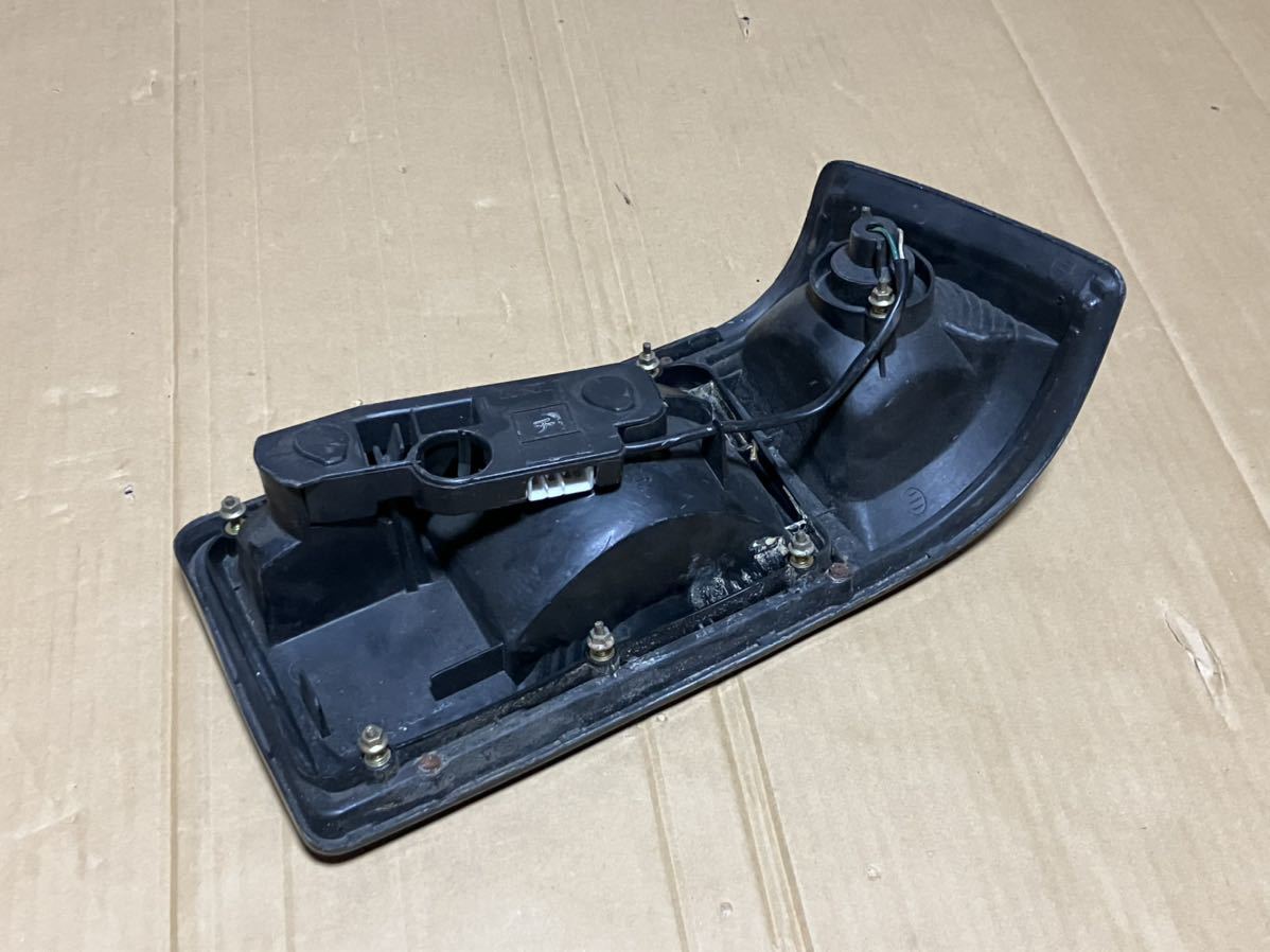 AE86 トレノ 2ドア 前期 純正 テールレンズ 左 助手席側 テールランプ 
