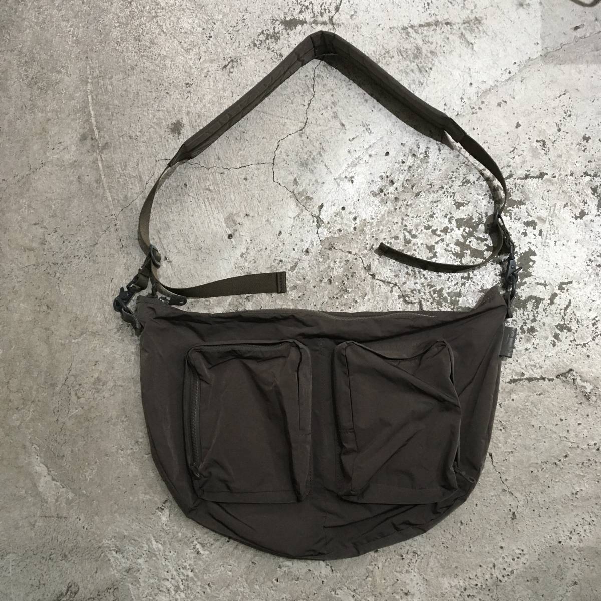 AMIACALVA ARTIFICIAL FIBER アミアカルヴァ ショルダーバッグ 併4326