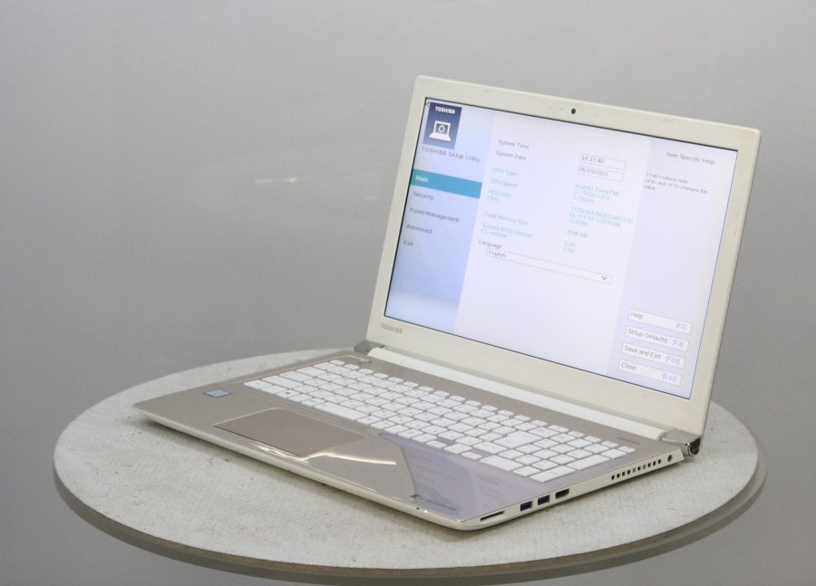 TOSHIBA PT65CGP-RJB dynabook T65/CG　Core i7 7500U 2.70GHz 4GB 1000GB■現状品