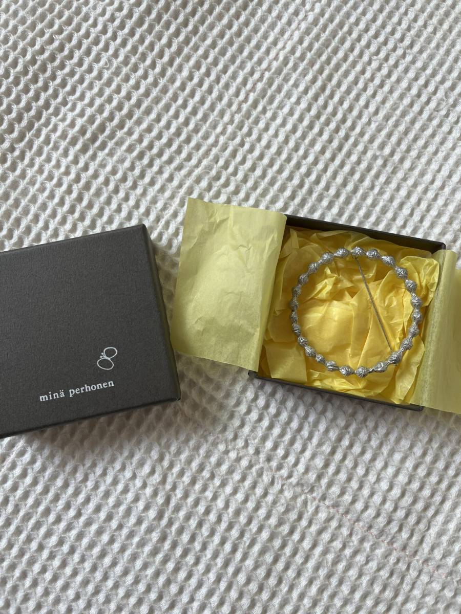 minaperhonen ミナペルホネン タンバリン ブローチ ゴールド ミナ