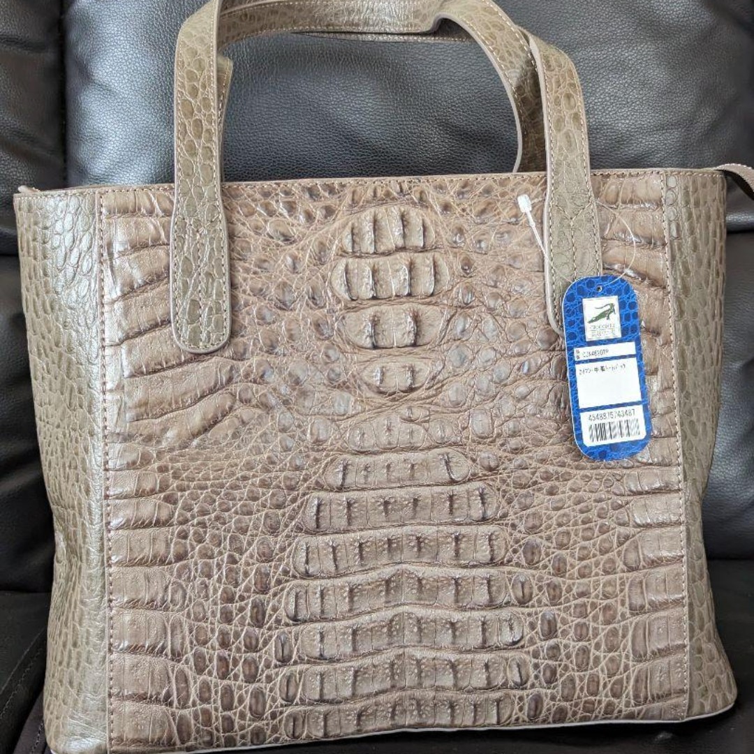 1円出品！！存在感・高級感溢れるディティール根強い人気クロコダイル♪トートバッグ　カイマンクロコ