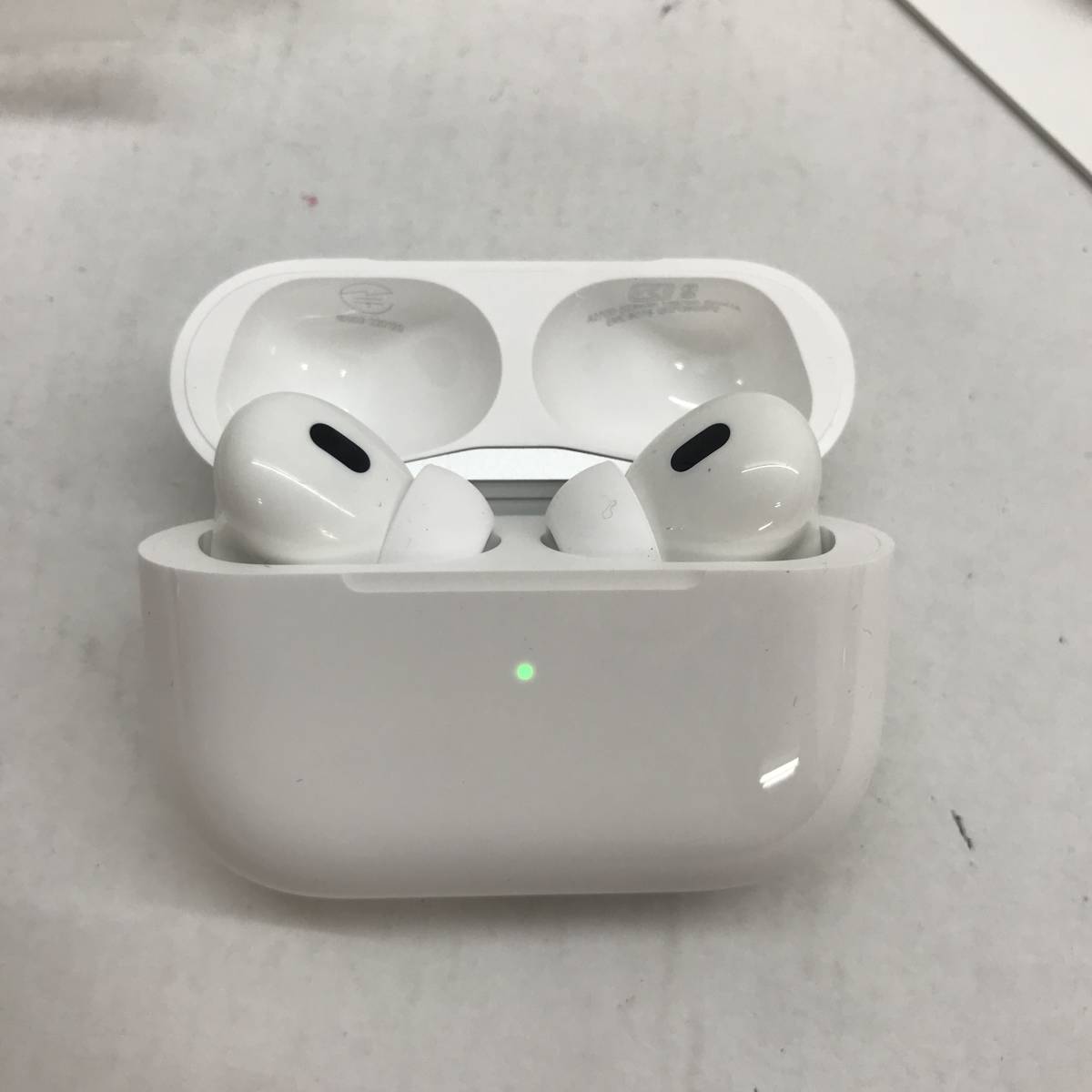 1円～】apple AirPods Pro 第2世代 MQD83J/A ワイヤレスイヤホン【中古