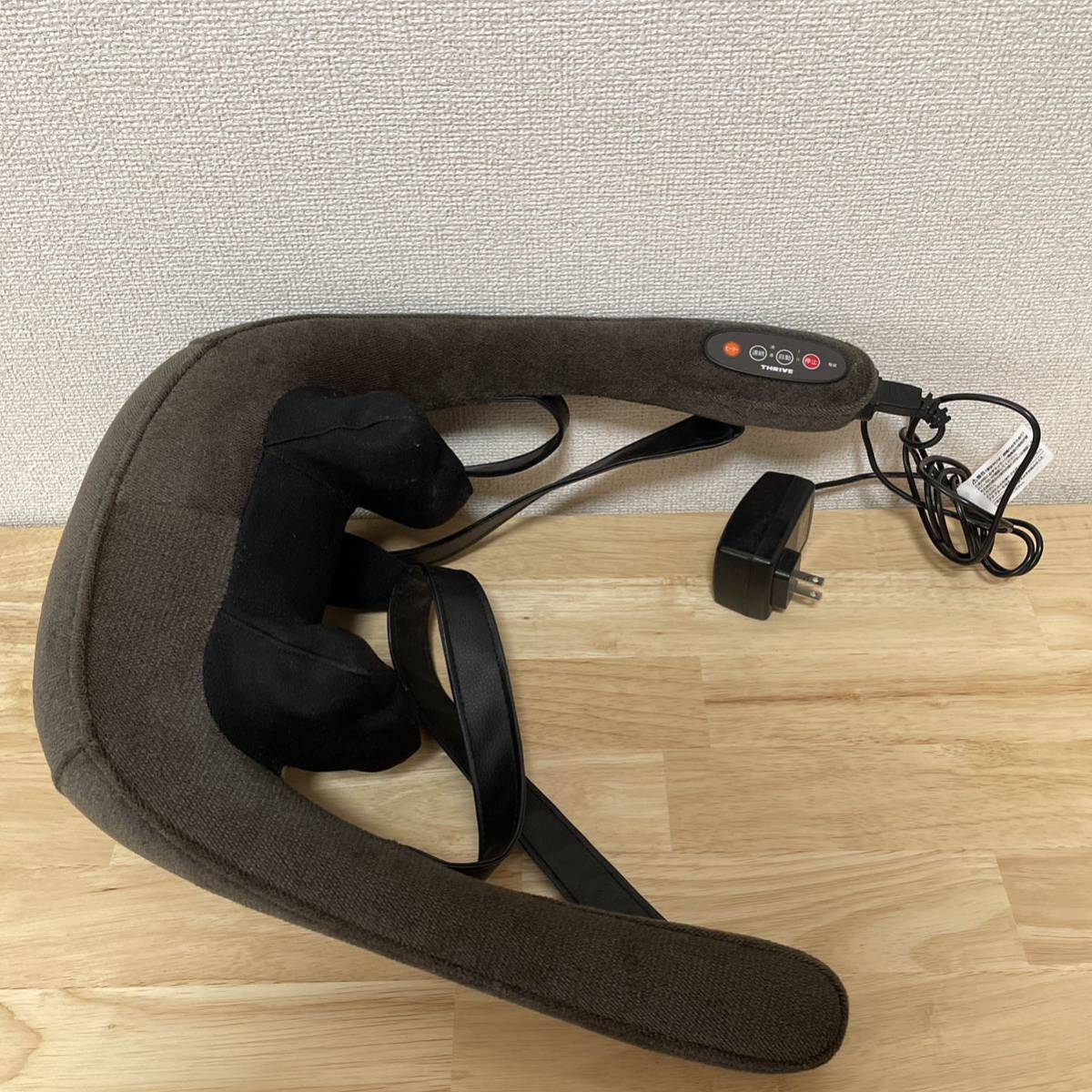 THRIVE スライヴ 電気マッサージ器 