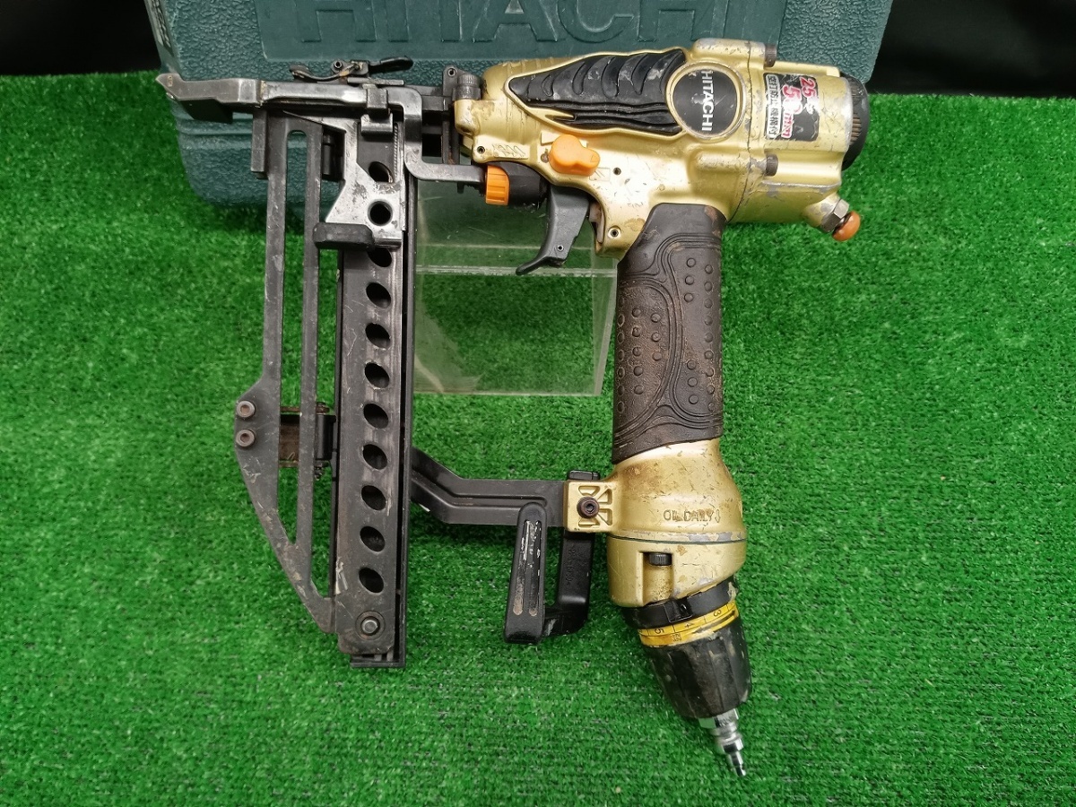 超激得，お買い得 品 日立工機 Hitachi koki 4mm幅 50mm 高圧 フロア用タッカ N5004HMF 2(エアタッカー)｜売買されたオークション情報、yahooの商品情報をアーカイブ公開 - オークファン エアタッカー