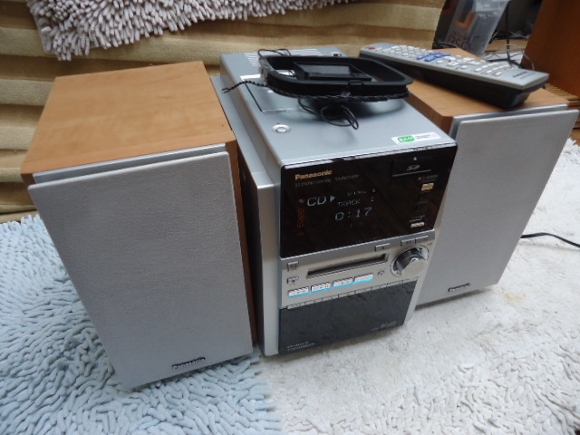 PANASONIC SC-PM730SD 　5CD/MD/SD/TAPE/FM/AM ステレオ 動作品
