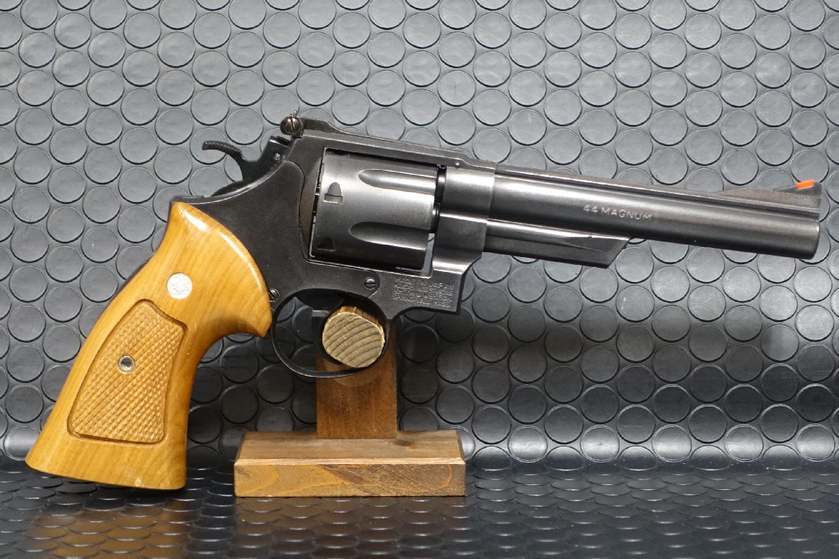 D*e様 コクサイ S&W M29 6インチ 金属SMGモデル／木製グリップ装着
