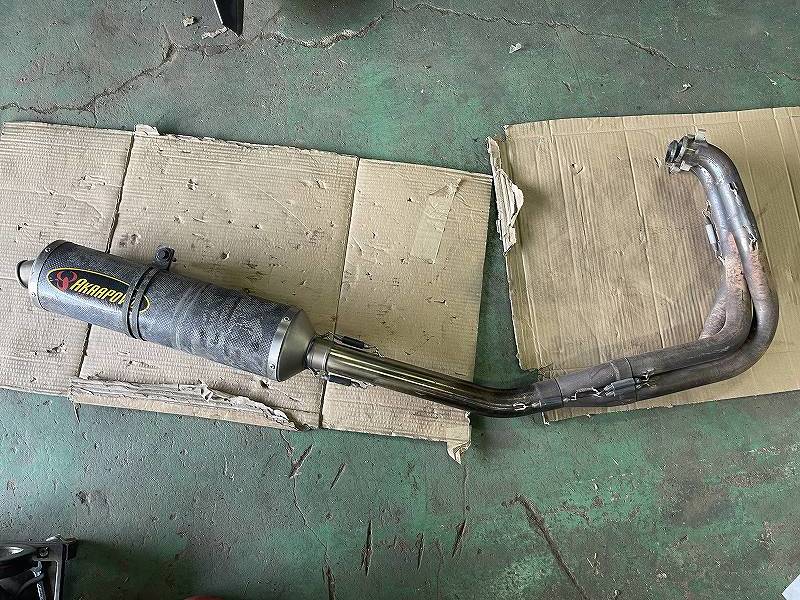  トライアンフ デイトナ T595 マフラー チタン アクラポビッチ(トライアンフ用)｜売買されたオークション情報、yahooの商品情報をアーカイブ公開 - オークファン トライアンフ用