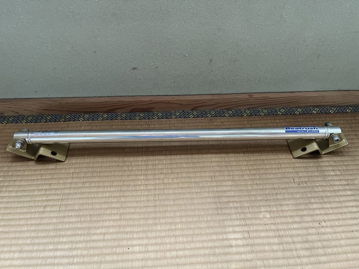 ミニクーパー クーパーS R56 R55 リアタワーバー　ストラット　中古　同梱発送可能　曲がりなし