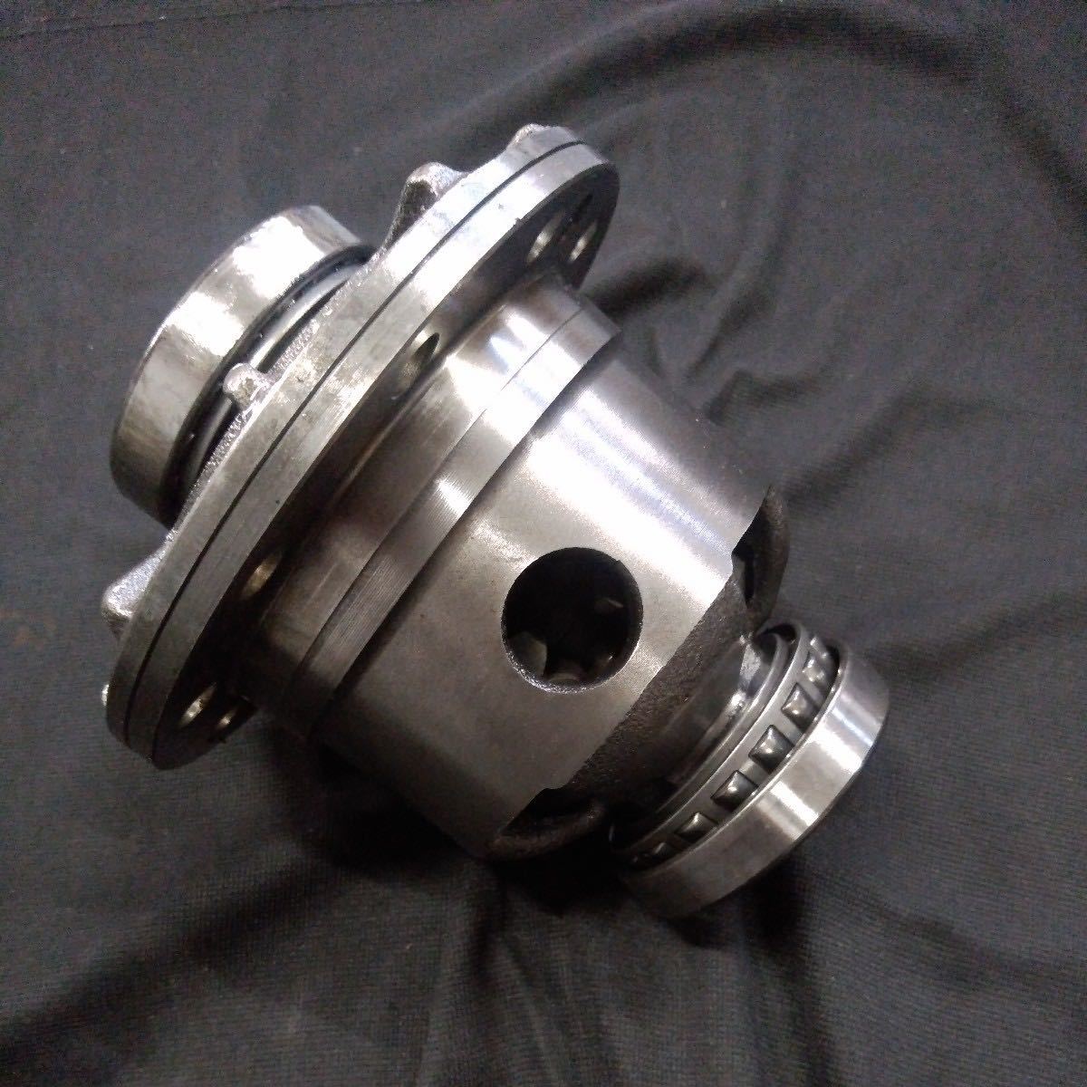 日産スカイライン/ER34 R200 用・純正ビスカスLSD・デフ 低走行品(デフ 