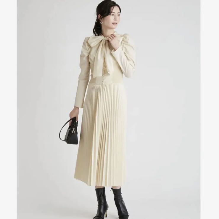 美品 CELFORD セルフォード コルセットリブプリーツワンピース ロング  