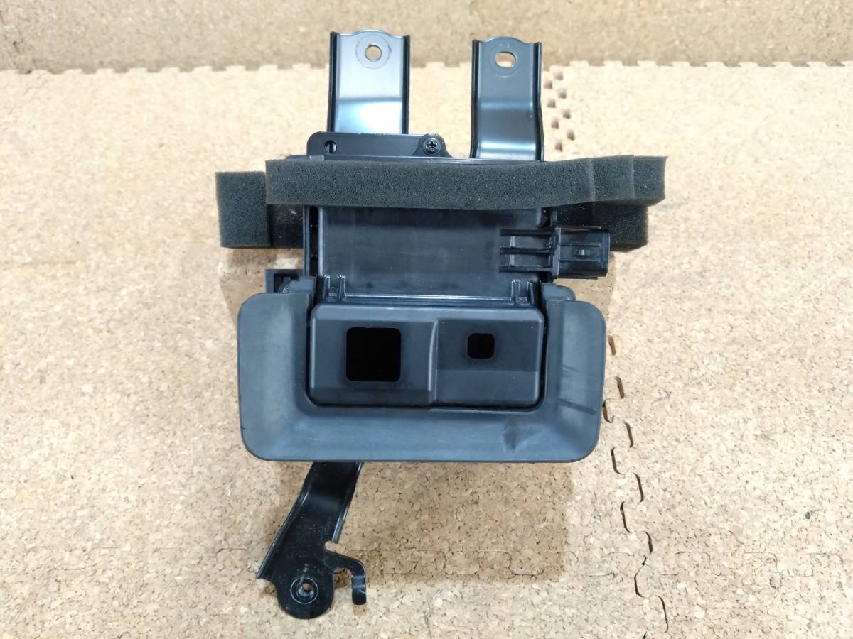 ダイハツ タント カスタム LA600S LA610S ミリ波レーダー レーダー