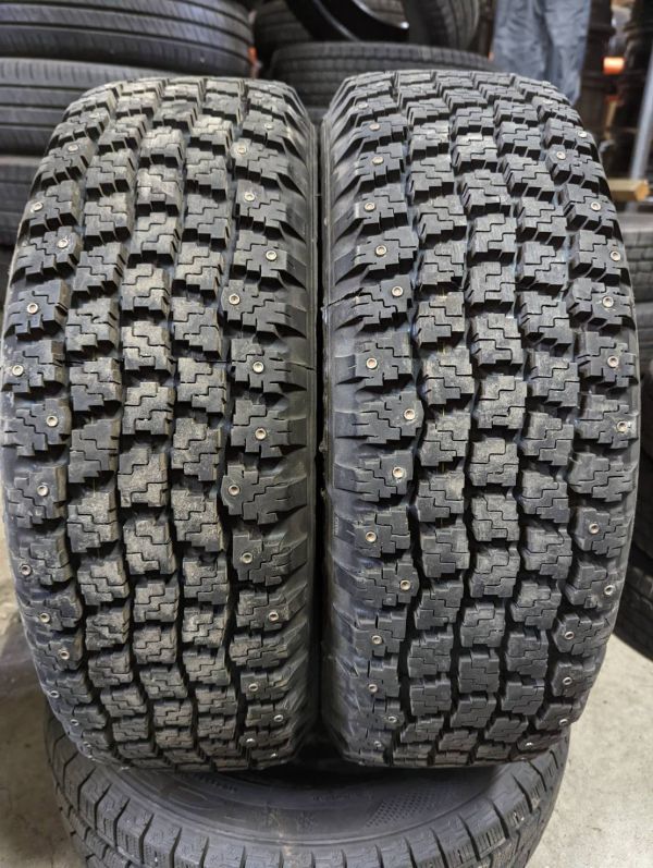 ☆送料無料☆ 195/65R15 2001年製 9分山 NORDMAN 2本/中古スパイク 