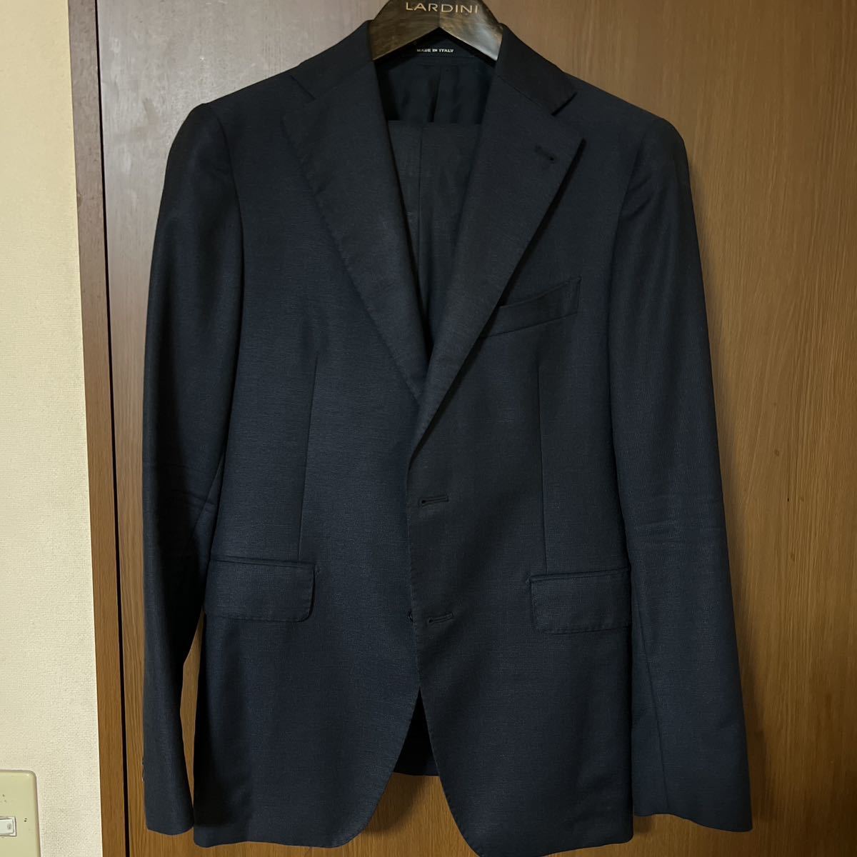 タリアトーレ スーツ 44 紺 美品 秋冬 【公式通販】