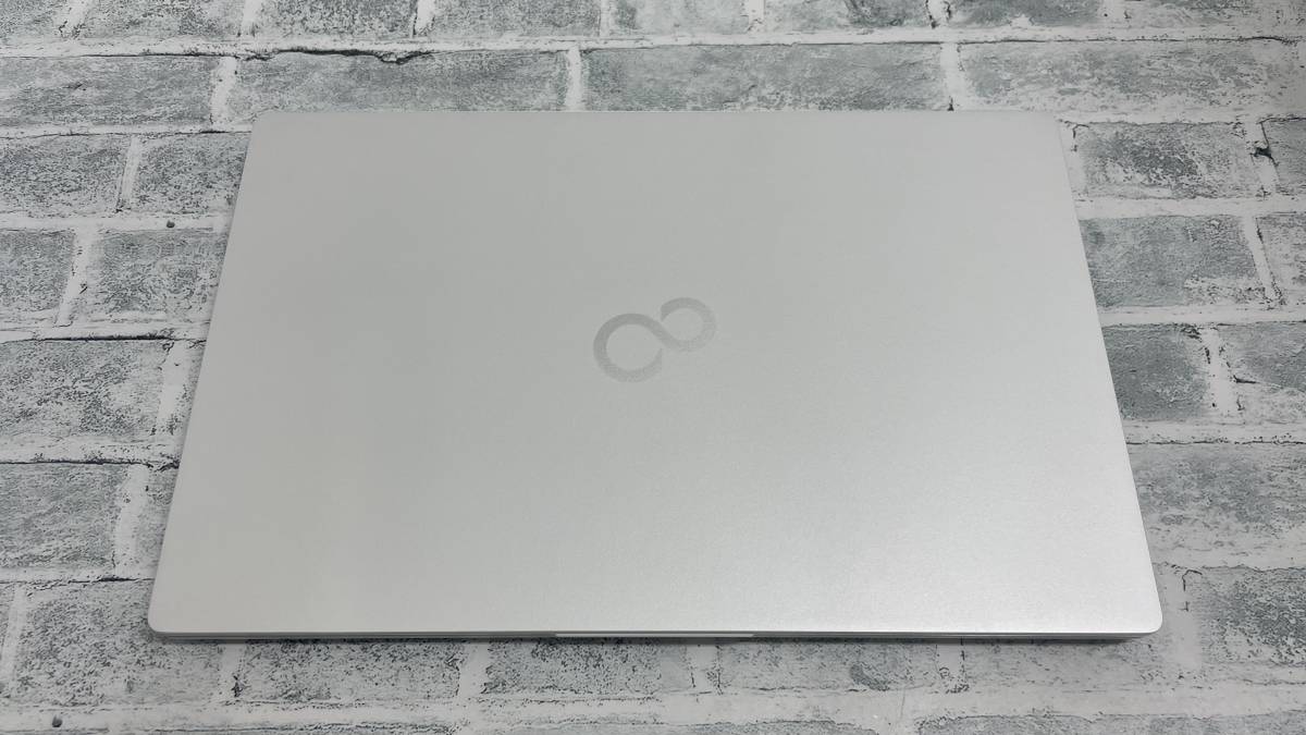 超軽量 富士通 LIFEBOOK UH08/F3 第11世代 Intel Core i5-1135G7 