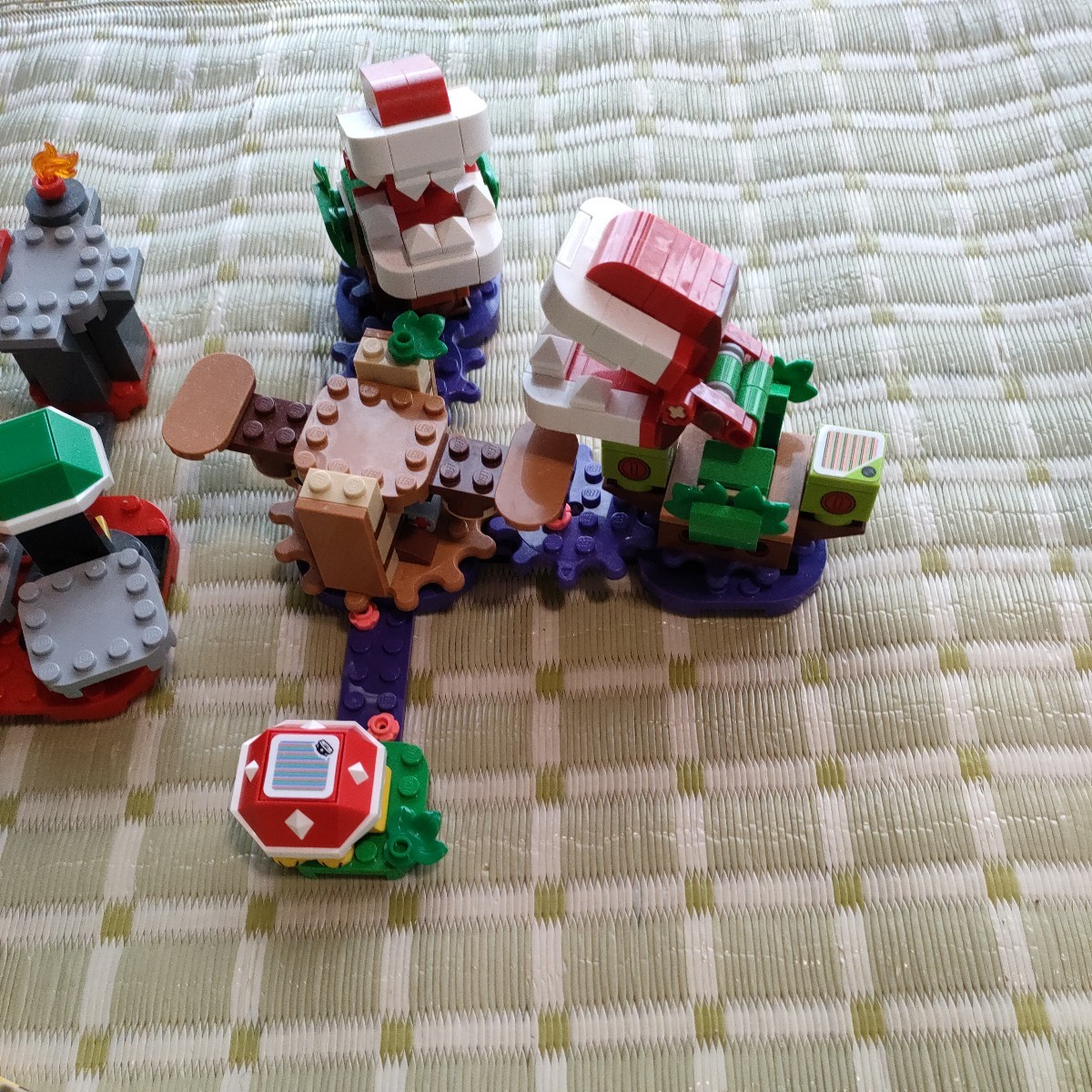 レゴマリオ 3点セット バッタン、パックンフラワー、サンボ(LEGO 