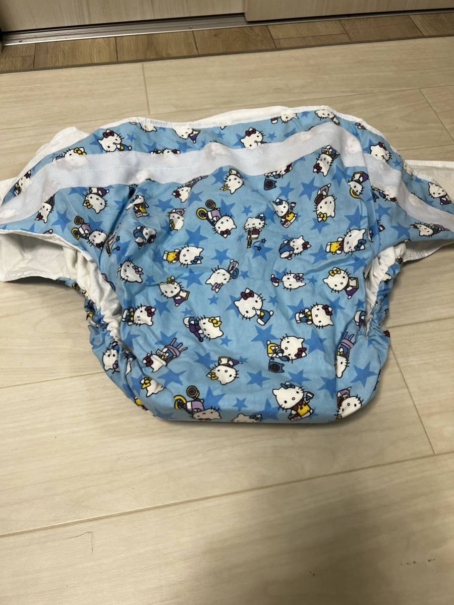大人用おむつカバー　　ハンドメイド　水色　SからMサイズクッションオムツカバー　柔らか吸水介護パンツ　パンパース　キティ