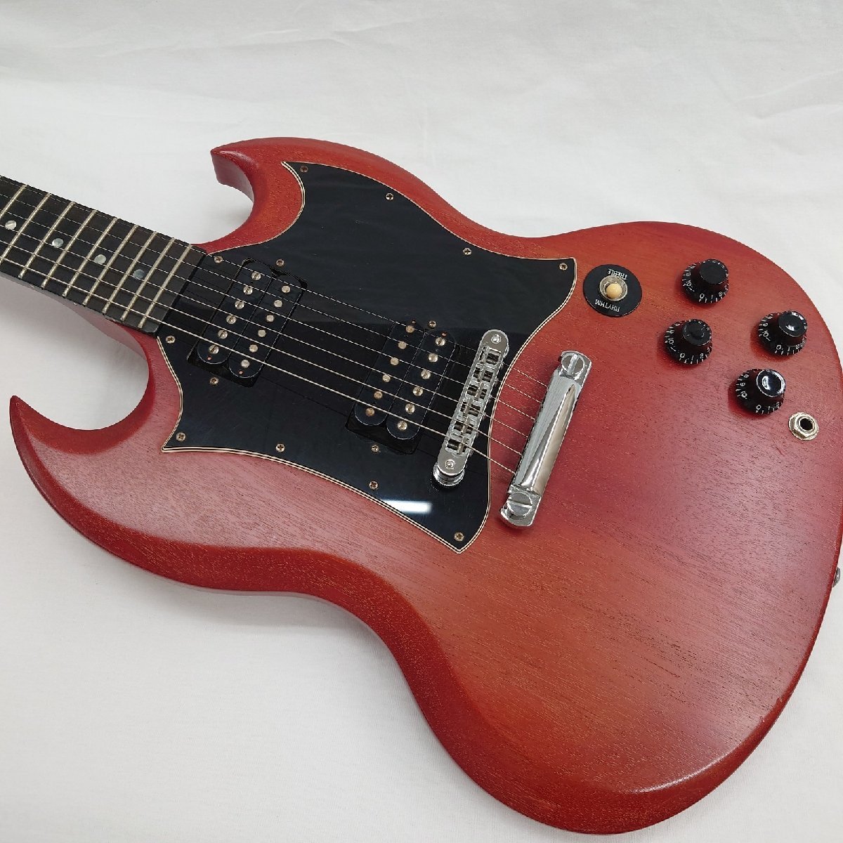 アウトレット 通販激安 ★中古★GIBSON SG Tribute★SGトリビュート★ペグ交換されてます★