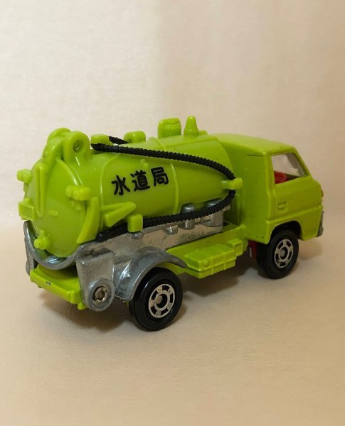 トミカ 三菱 キャンター グリット スイーパ 水道局 No.77 ミニカー