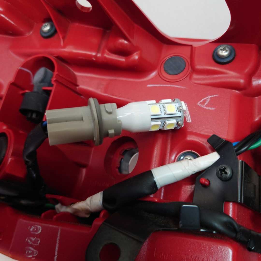 品 右側 LA400A/K コペン GR スポーツ 純正 テールランプ KOITO220