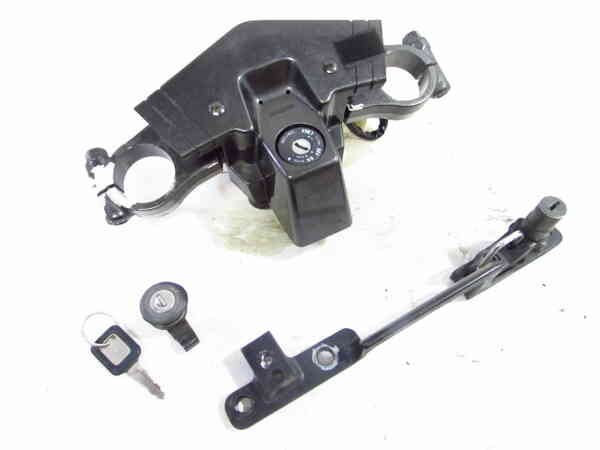 ZX-10 ZXT00B 希少!! 純正 キーシリンダーSET 実動車外し 同鍵品 ON