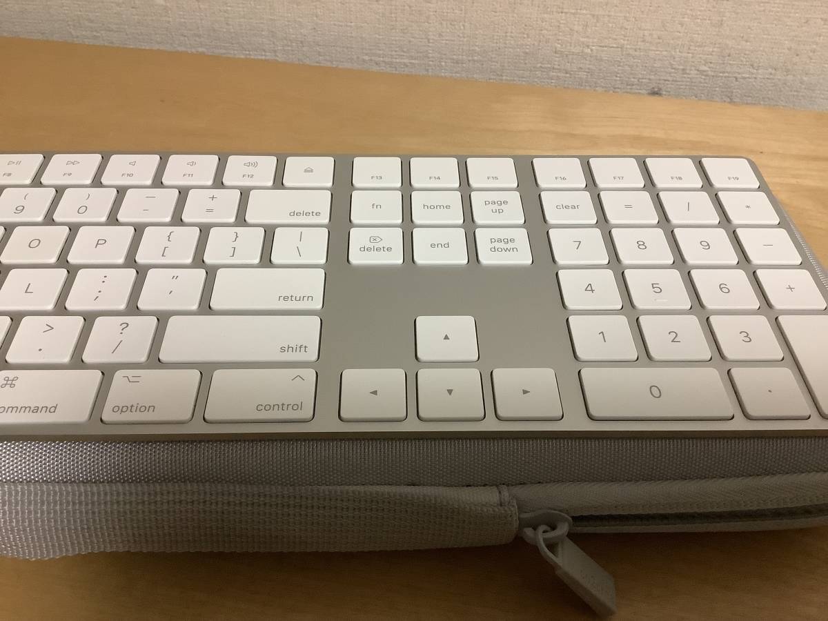 Apple テンキー付きキーボード (A1843) マウス (A1657) セット！ Apple