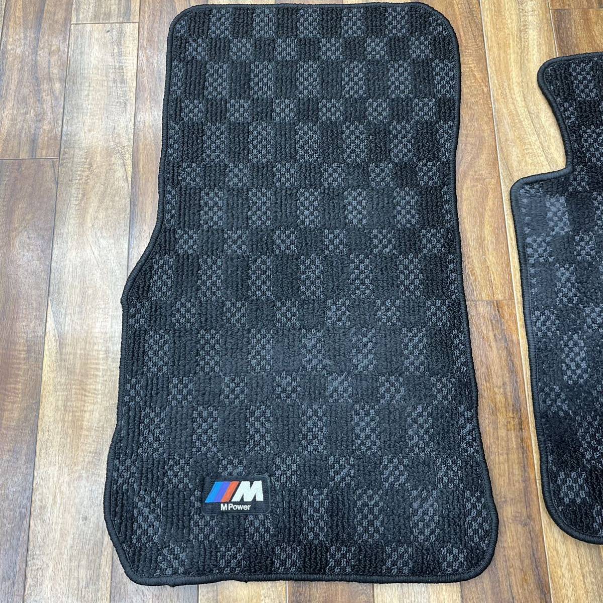 売り切り！BMW F30 F31 Mスポーツ☆純正 オプション☆ M フロアマット 