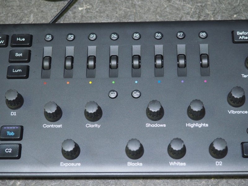 A692【ジャンク品】Loupedeck+ 写真動画編集コンソール LDD-1801
