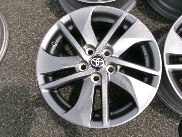 送料無料【トヨタ】170系 シエンタ純正☆5.5J×15インチ+39 PCD100-5穴 