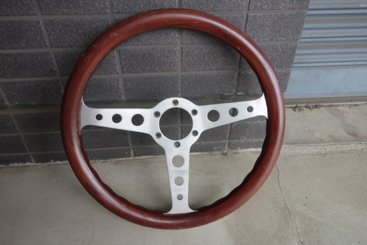 MOMO　モモ　木製ハンドル　　３５㎝　　　　　S30　　５１０　　B110　　B10　　AE86