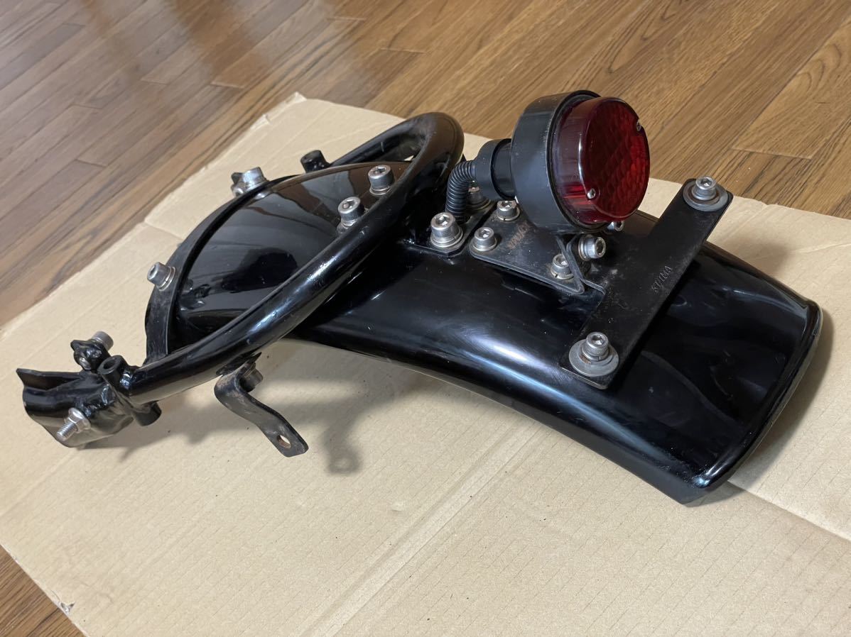 【1630】 ヤマハ　YAMAHA SR400 SR500 ループフレーム　テールランプ リアフェンダー リヤフェンダー リヤ ワンオフ　1JR 1JN キジマ　