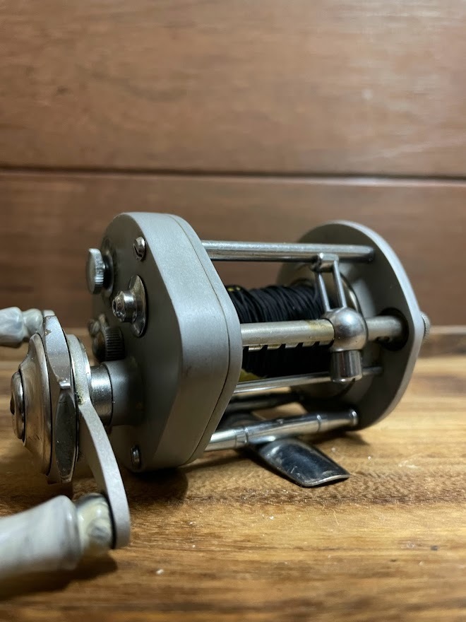 SUPREME Pflueger Supreme ダイレクトリール Reel PFLUEGER USA