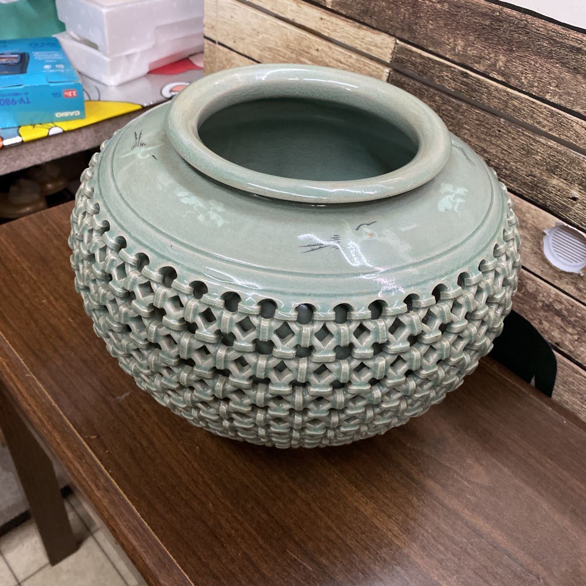 高麗 青磁 韓国 青磁 飾り壺 花器 花瓶 壺 陶器 花道具 透かし 壷(青磁 