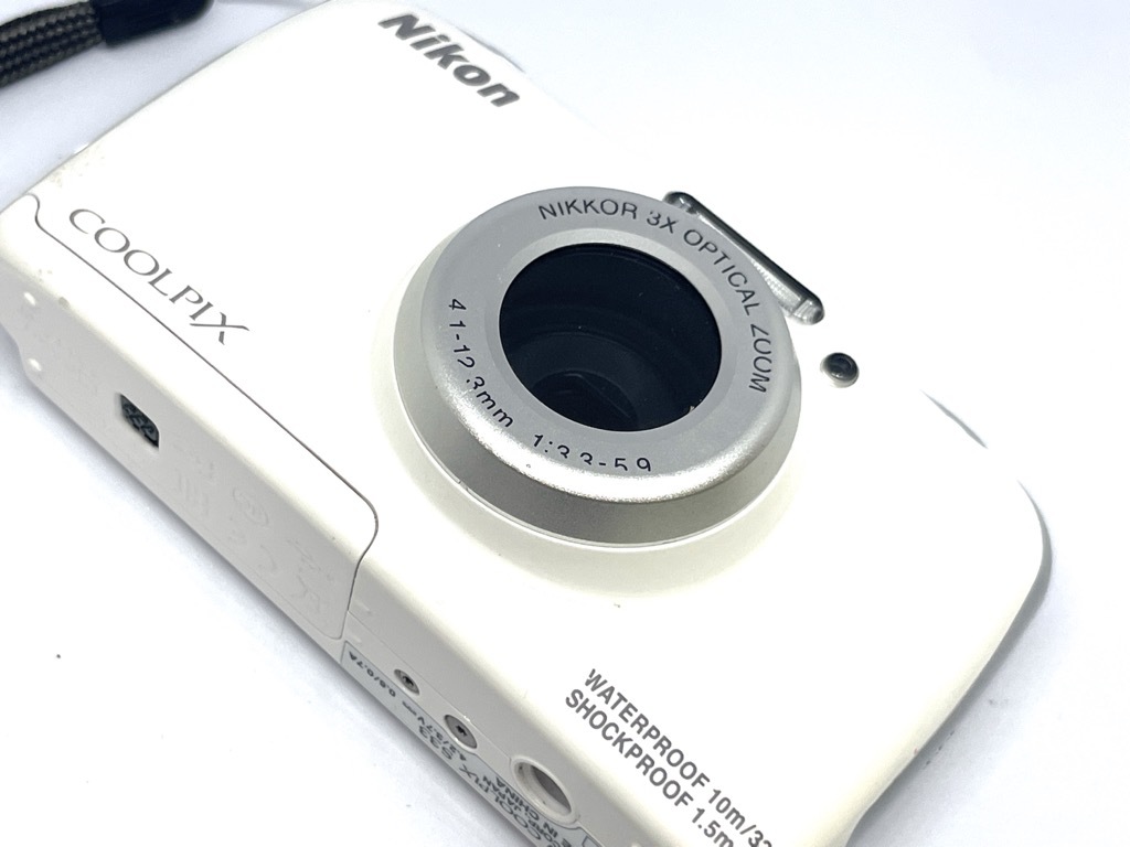 Nikon coolpix W100 デジカメ 2717 Nikon Coolpix W100 Digital Camera