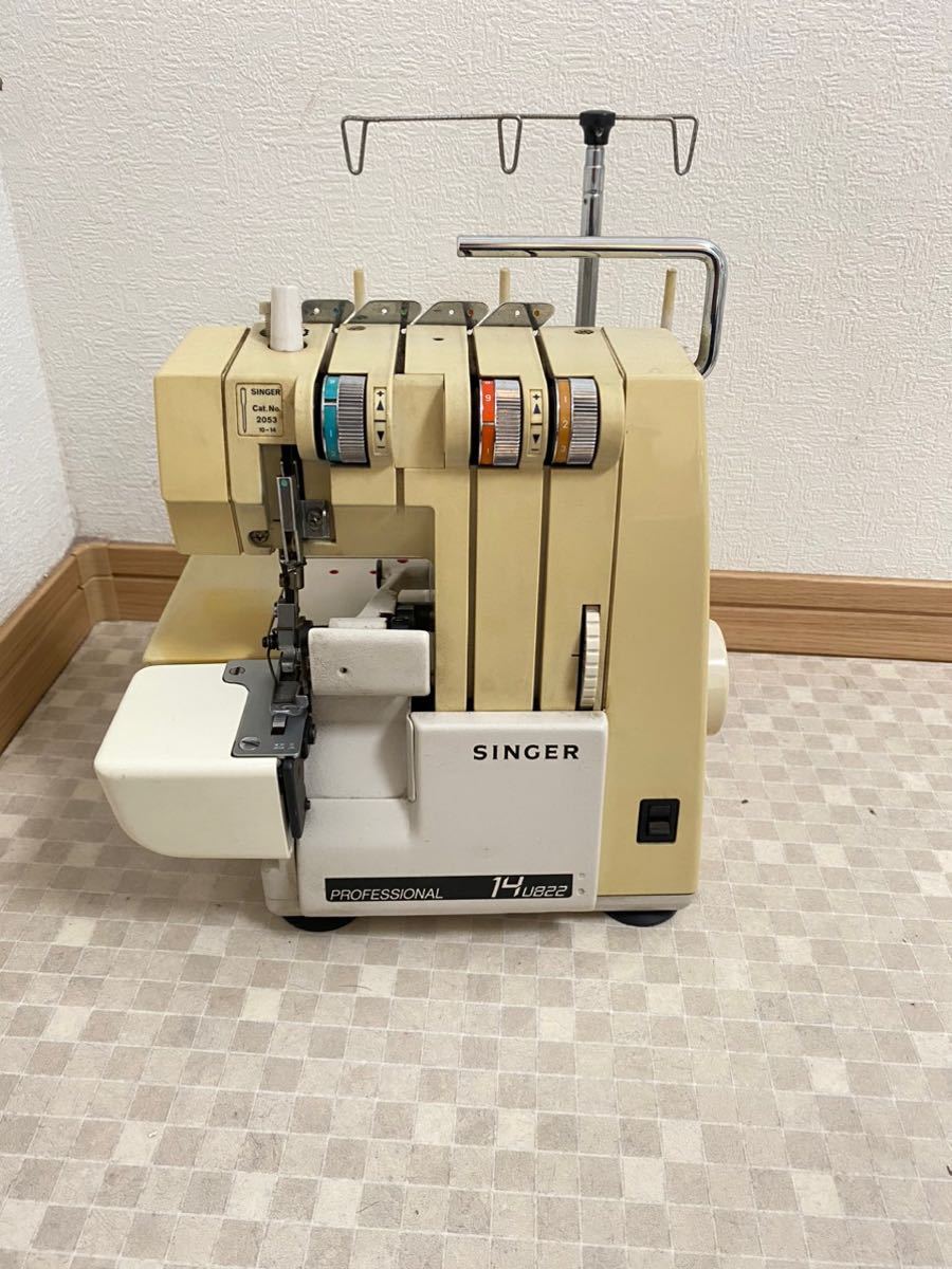 ロックミシン SINGER 14U822